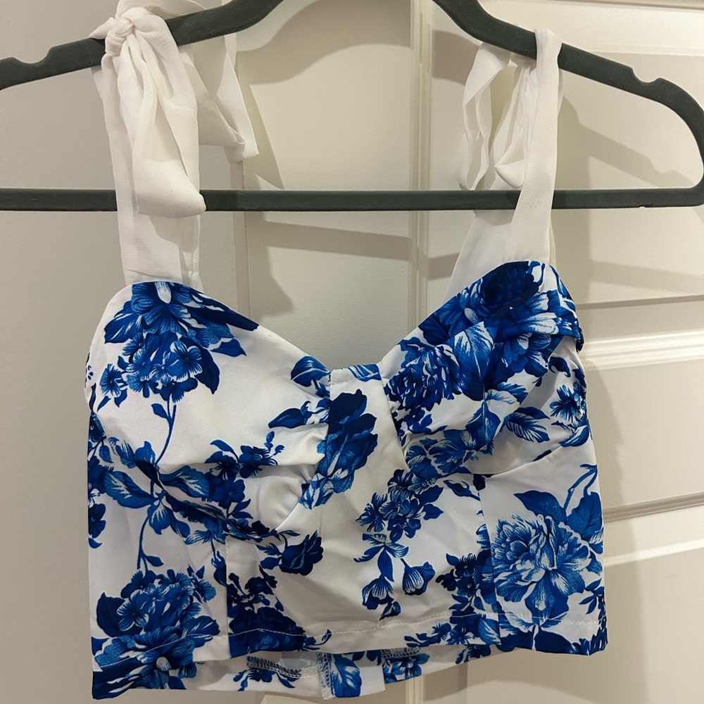 Floral Blue and White Tank Top